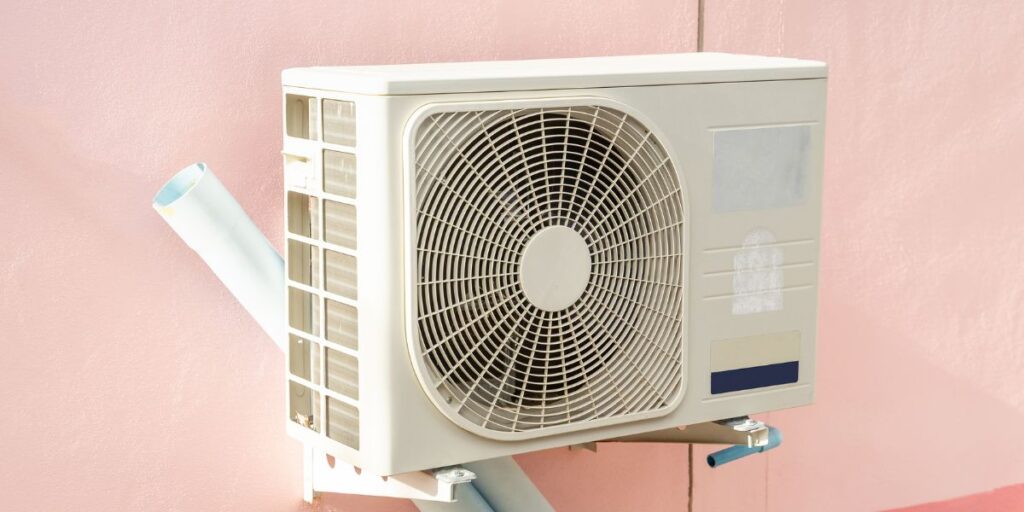 Tips to Keep Your Air Conditioner Running Efficiently in Van Nuys