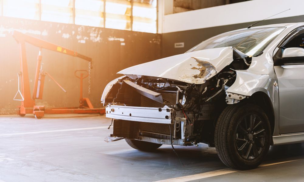 Expert Auto Body Repair in Miami Restore Your Car’s Original Look